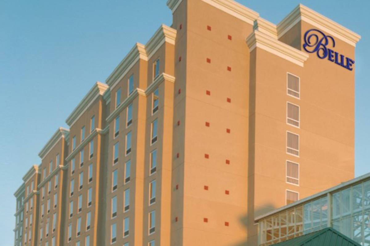Caesars säljer Belle of Baton Rouge riverboat casino1