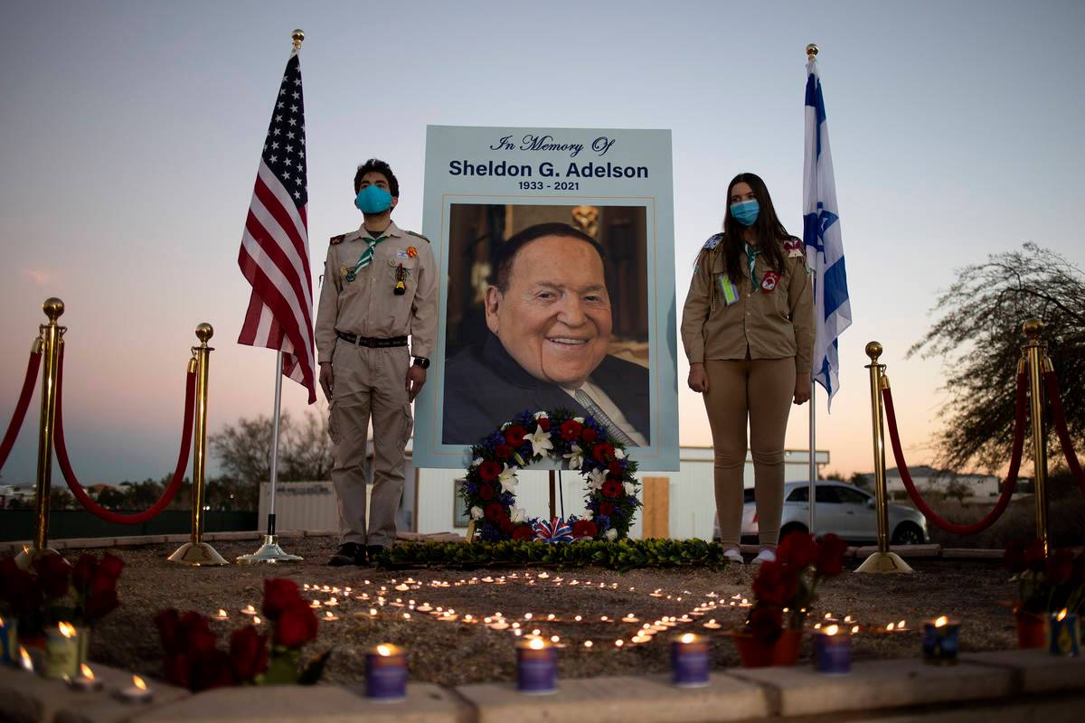 Judiskt samhälle kommer ihåg Sheldon Adelson i Las Vegas hyllning - VIDEO8